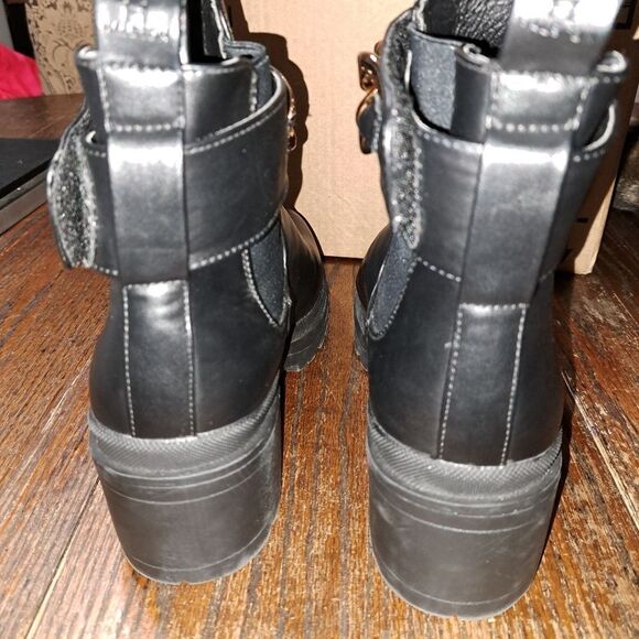 Size 11 H Halston Black Manila Gold Chain Lug Sole Bootie Chunky Boots - Picture 5 of 10